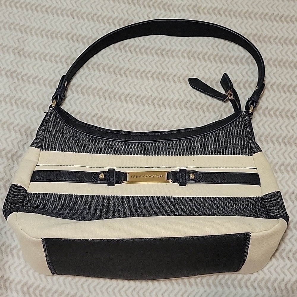 Tommy HILFIGER Canvas Shoulder Bag